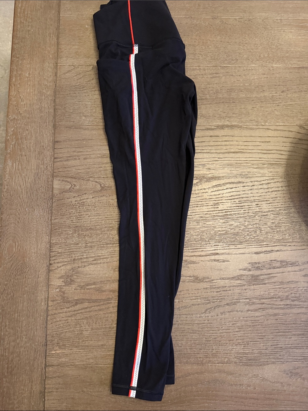 Athleta Salutation stash tipped legging - Picture 6 of 8